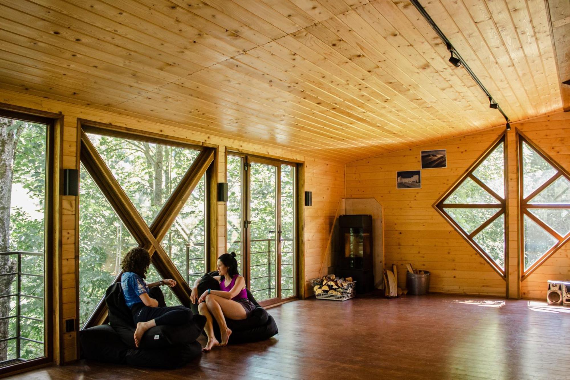 Camp Bilyi Slon * Dsembronja