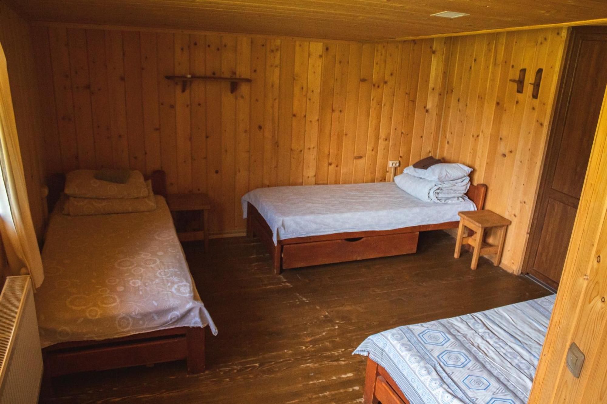 Camp Bilyi Slon Campingplatz Dsembronja